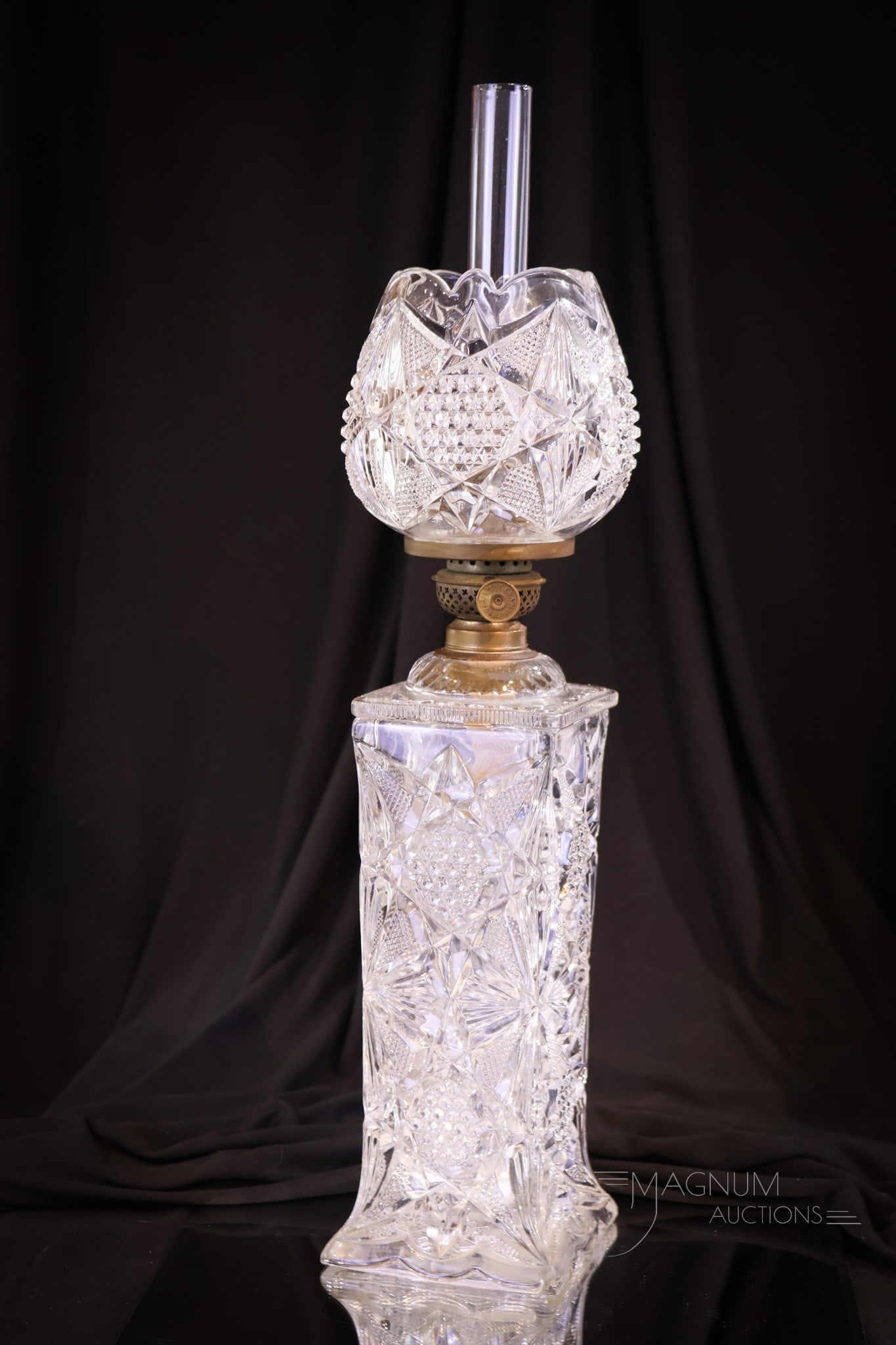 U.S. Glass Illinois Victorian EAPG Glass Oil Lamp (1 of 12)