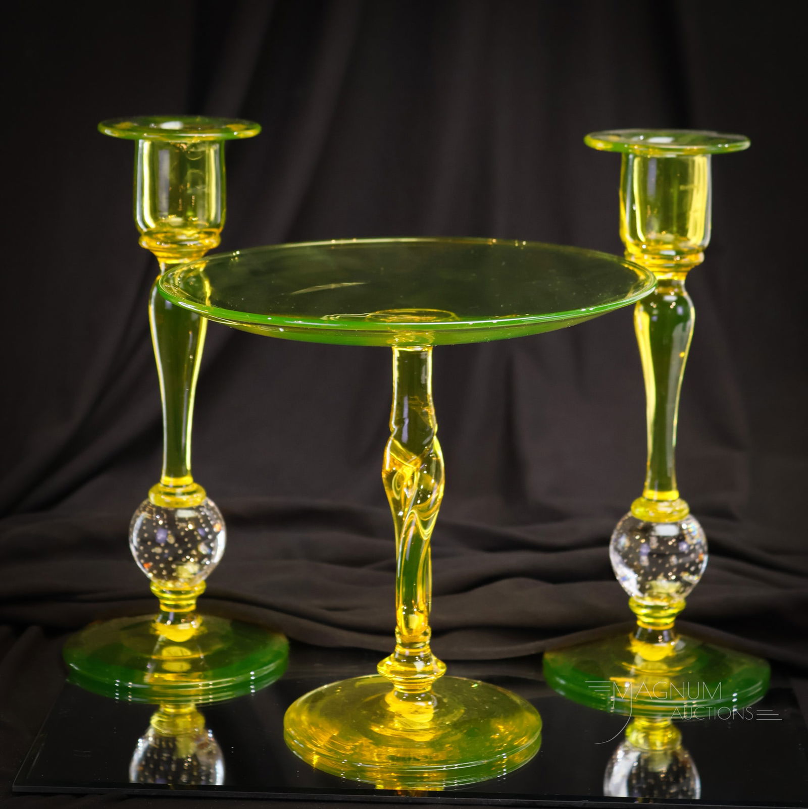 3 pc Lot Pairpoint Canaria Vaseline Glass Controlled Buuble & More (1 of 9)