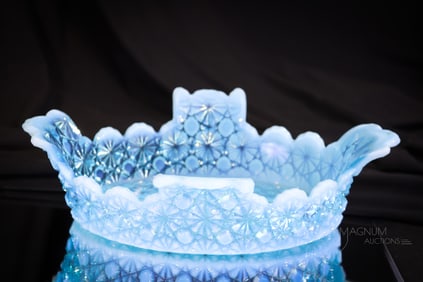 Hobb's Daisy & Button Blue Opalescent King's Crown Bowl Possible Experimental