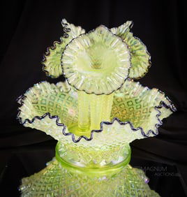 Stunning Fenton Art Glass Topaz Vaseline Opalescent Diamond Lace Black Crest Epergne