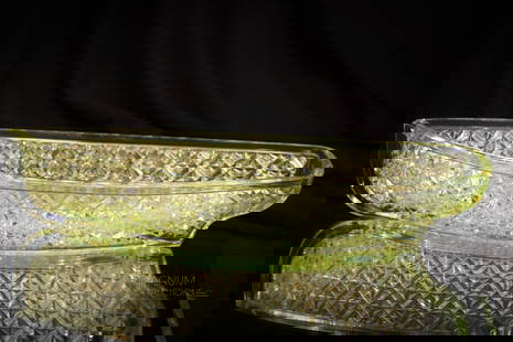 EAPG 11" Victorian Vaseline Glass Daisy & Button Yacht: A classic and this is a nice example! This is a Victorian EAPG vaseline glass yacht in the Daisy & Button pattern. Piece measures 2 1/4" tall, 11" long.
