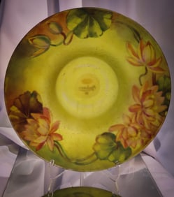 Pairpoint Ambero Glass Reverse Painted 13" Water Lily Bowl