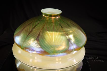 Tiffany Studios Favrile Art Glass Pulled Feather 11 3/4" Shade