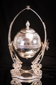 Simpson Hall Miller Silverplate Victorian Mechanical Butterdish