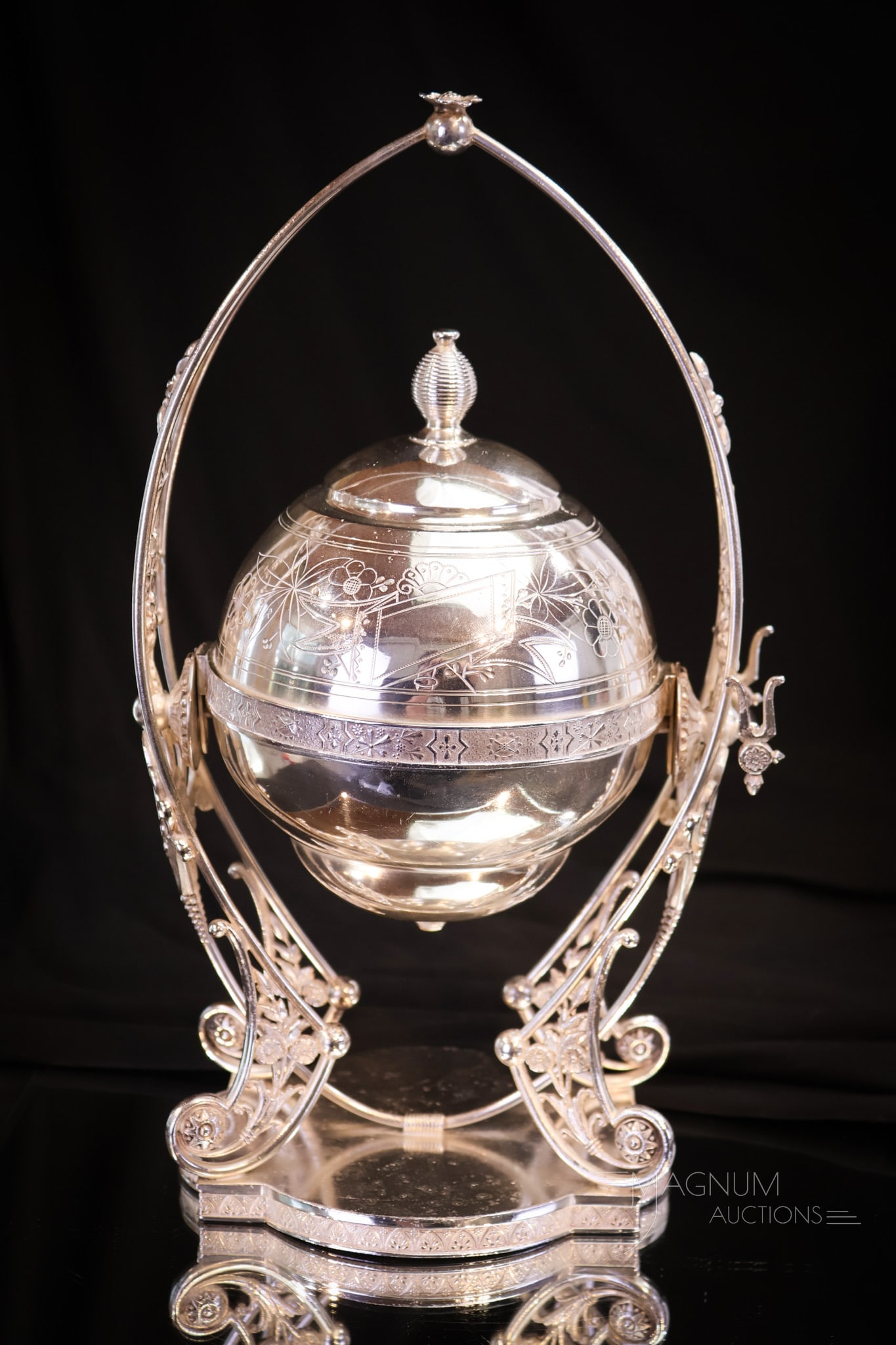 Simpson Hall Miller Silverplate Victorian Mechanical Butterdish (1 of 12)