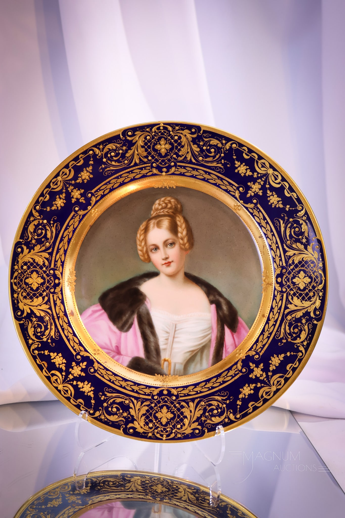 Marked "Hutschenreuther Countess Holnstein" Cobalt Border Gilt Portait 10" Plate (1 of 6)