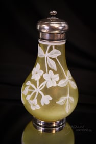 Webb Citron Uranium English Cameo Glass Victorian Salt Shaker