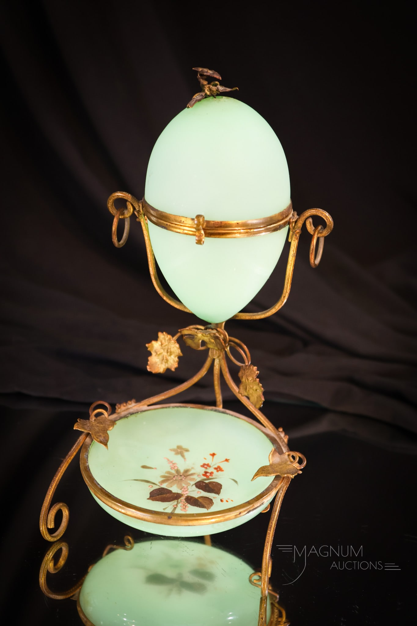 Victorian Green Satin Opaline Uranium Egg Trinket Box Vanity Set (1 of 6)