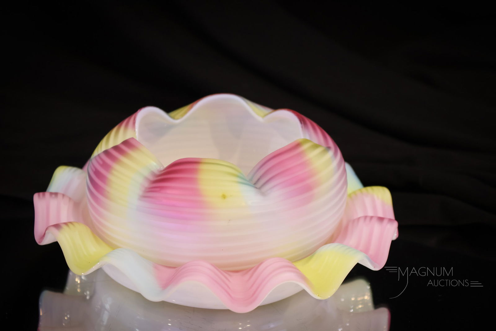 Very Rare Rainbow Mother of Pearl Satin Glass Finger Bowl & Underplate (1 of 13)
