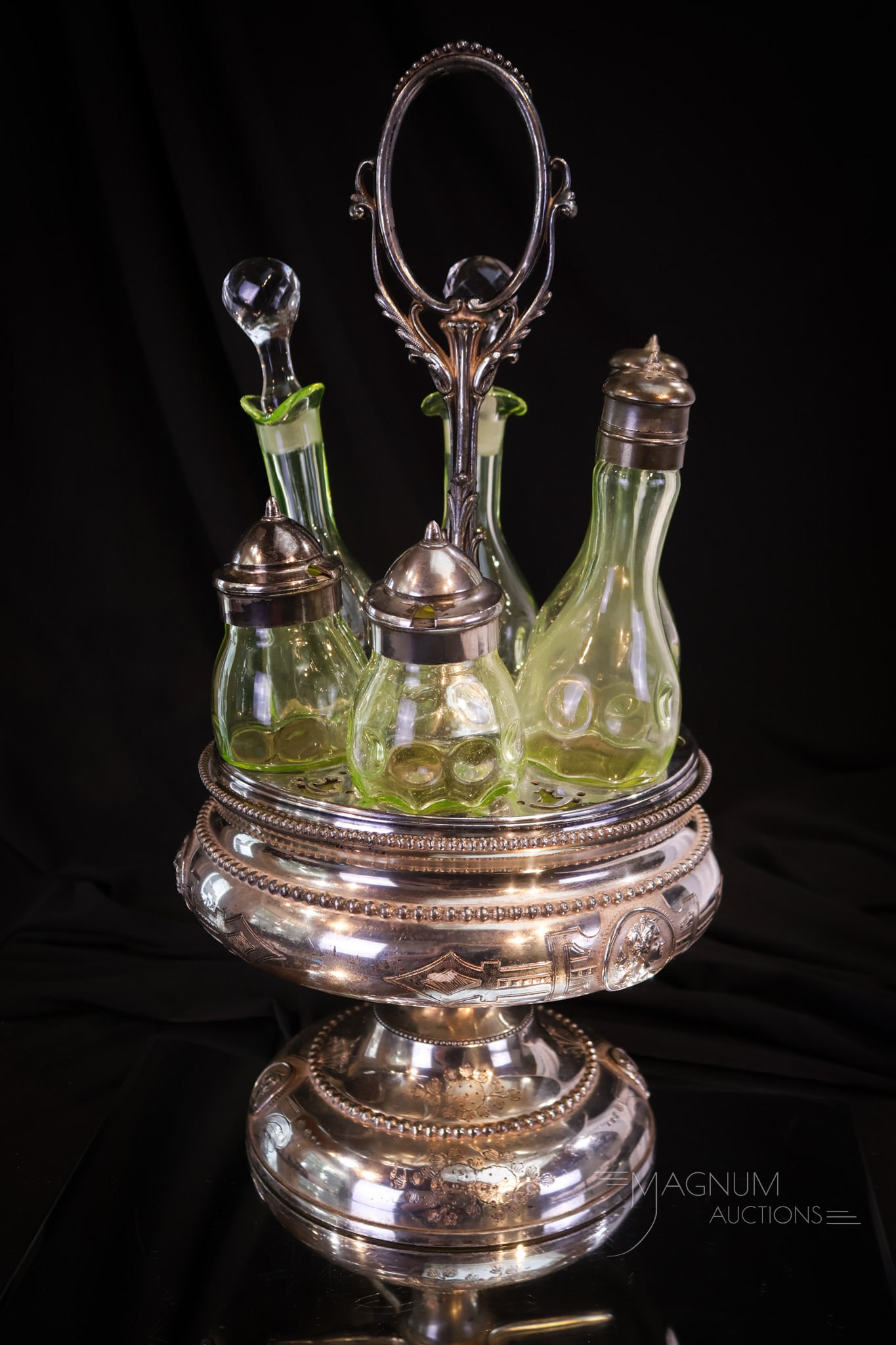 Meriden Victorian Silverplate Vaseline Thumbprint Glass Condiment Castor Set (1 of 11)