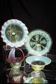 4 pc Lot Vaseline Art Glass Kralik & More