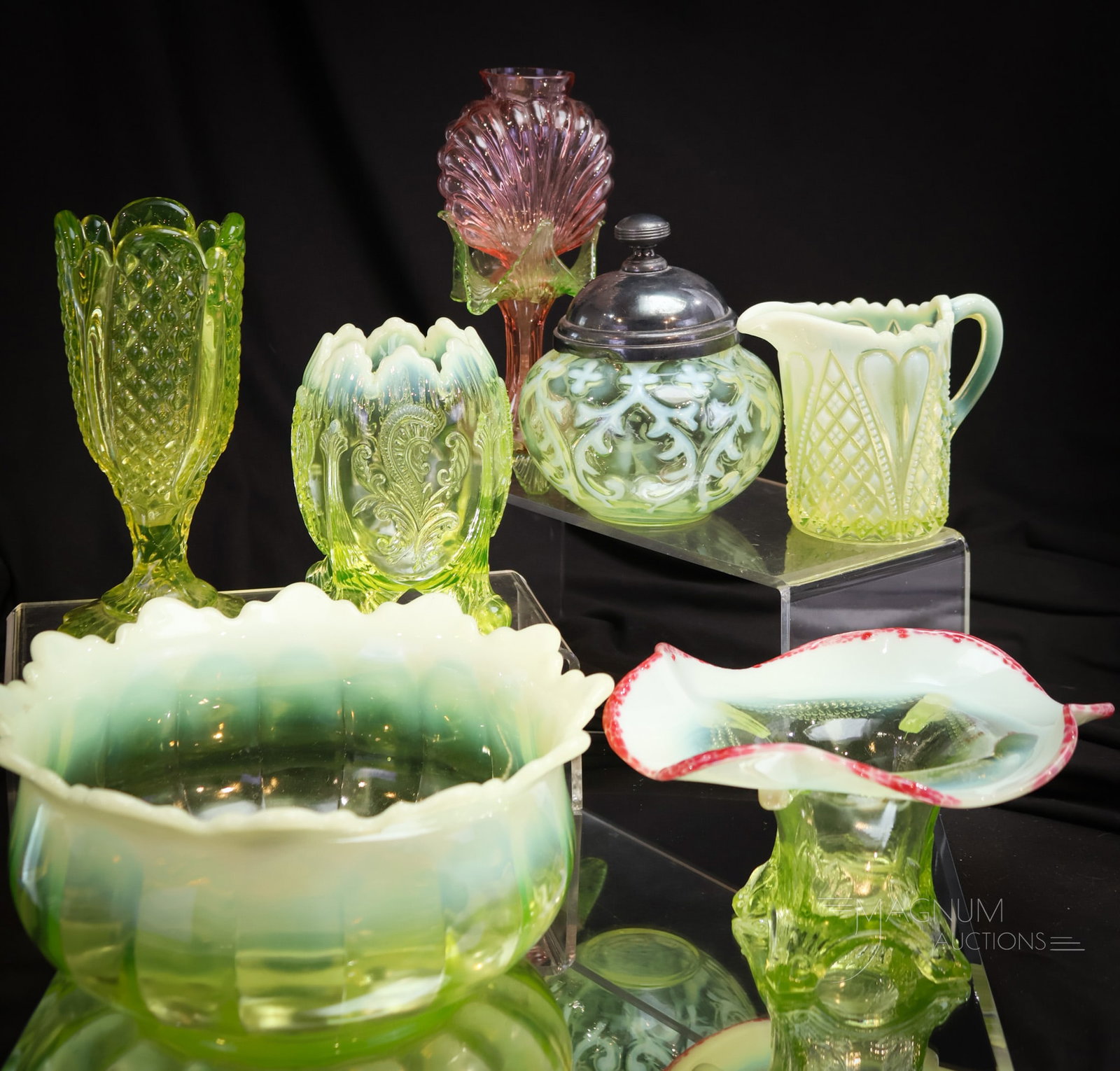 7 pc Lot Victorian Vaseline Opalescent & More Glass (1 of 11)