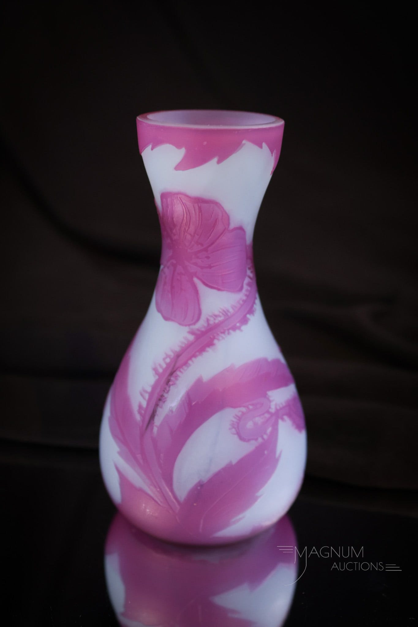 Signed Richard French Cameo Dragonfly Blue & Purple Cameo Art Glass 3 1/2" Vase (1 of 11)