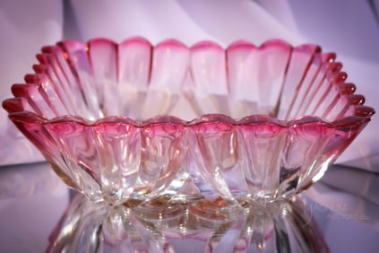 Baccarat Rose Tiente French Art Glass 8 1/2" Bowl