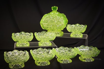 8 pc Lot Vaseline Victorian Daisy & Button with Thumbprint Glass