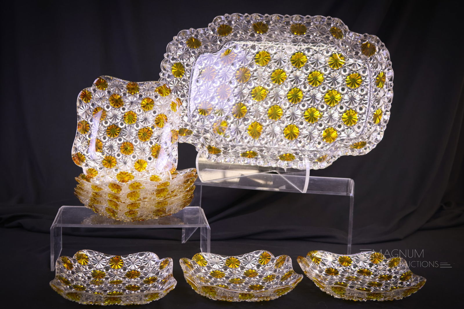 9 pc Hobbs Victorian Amber Stained Daisy & Button Ice Cream Set (1 of 9)