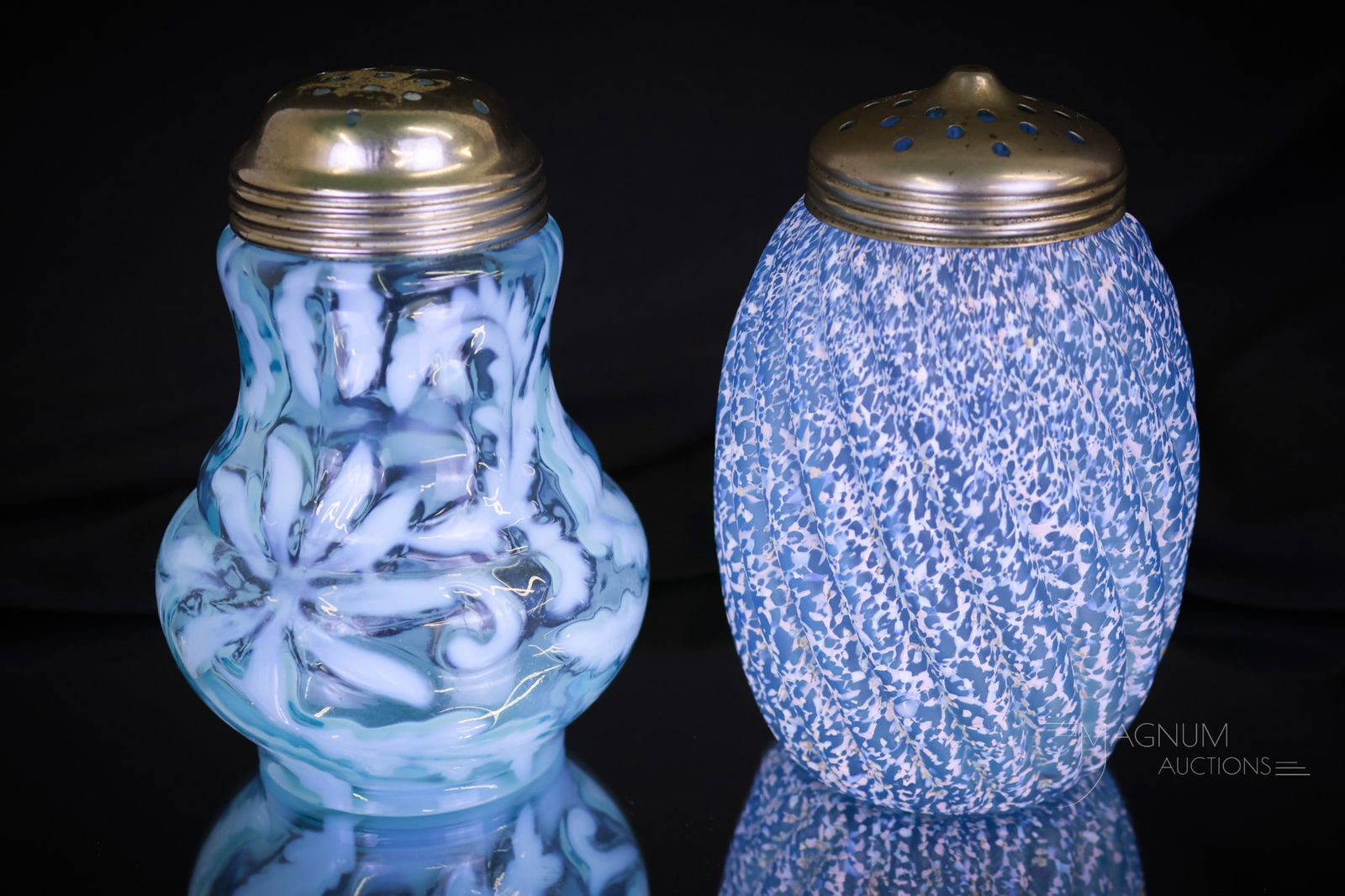 2 pc Lot Victorian Glass Sugar Shakers Northwood & More (1 of 7)