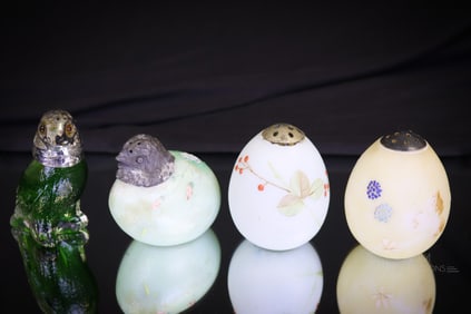 4 pc Lot Victorian Mt. Washington & More Glass Salt Shakers