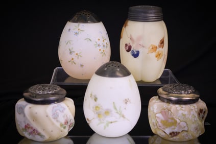 5 pc Lot Victorian Wavecrest Mt. Washington & More Sugar Shakers