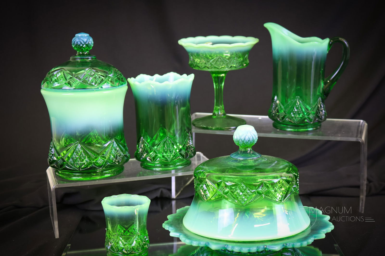 6 pc Northwood Diamond Spearhead Victorian Green Opalescent Glass (1 of 16)