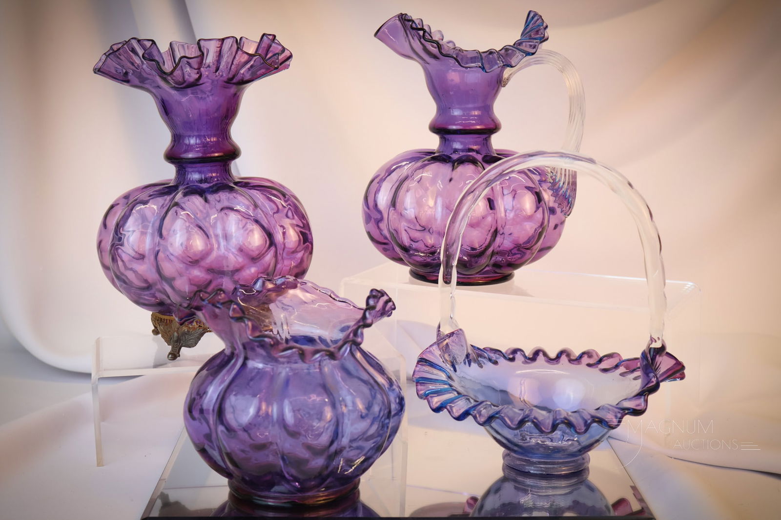 4 pc Lot Fenton circa 1942 Mulberry Diamond Optic Art Glass (1 of 13)