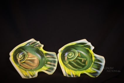 2 pc Lot Duncan Miller Sanibel Line Nautical pattern Vaseline Opalescent Fish Ash Trays