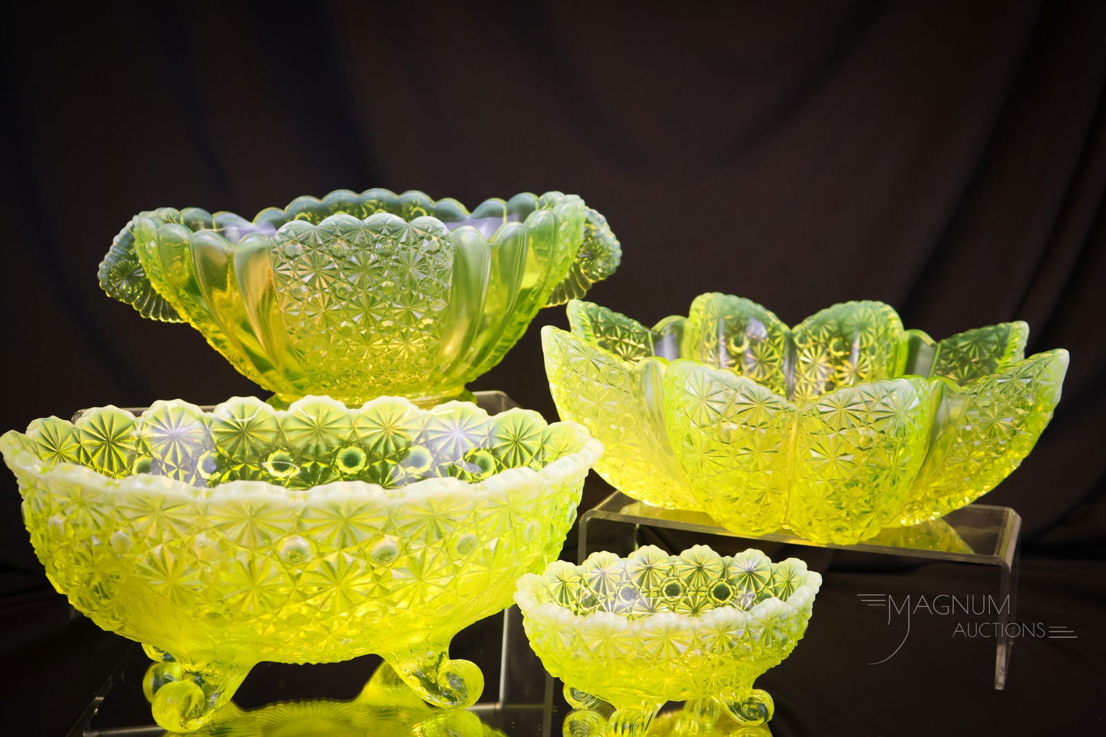 4 pc Lot Fenton L.G. Wright Vaseline Opalescent Daisy & Button Glass (1 of 12)