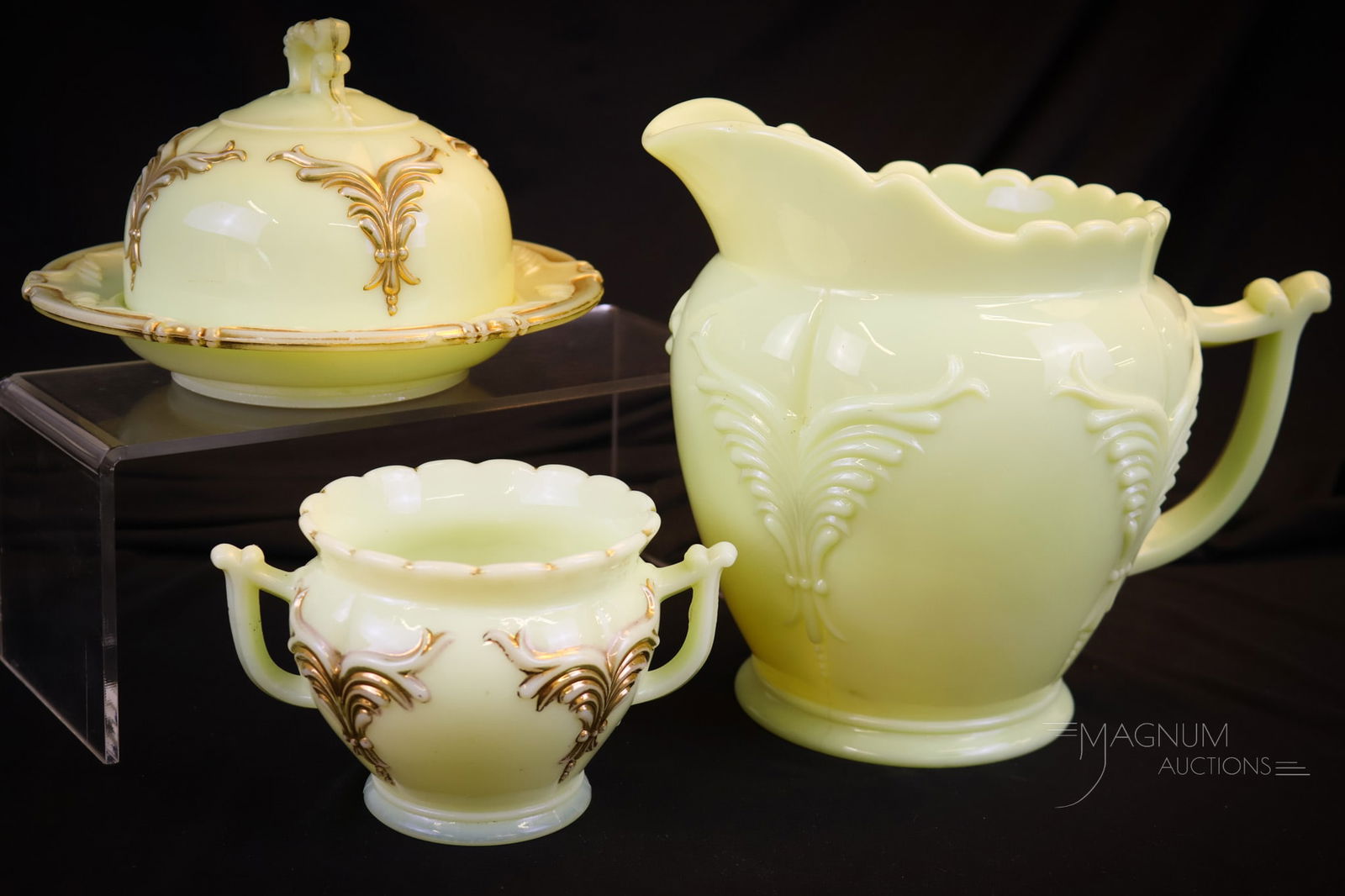 3 pc Lot Heisey Glass Uranium Custard Winged Scroll (1 of 13)