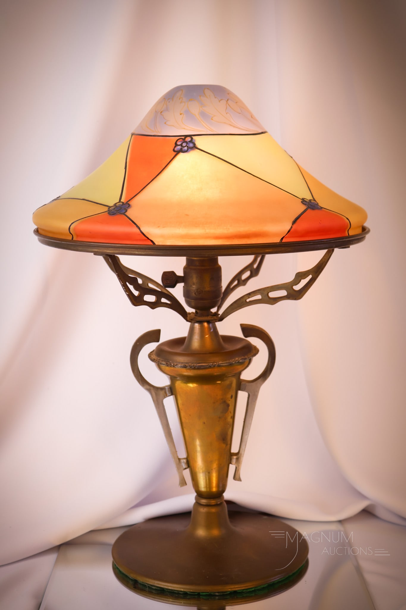 Royal Flemish Pairpoint Reverse Painted Glass Table Lamp (1 of 11)