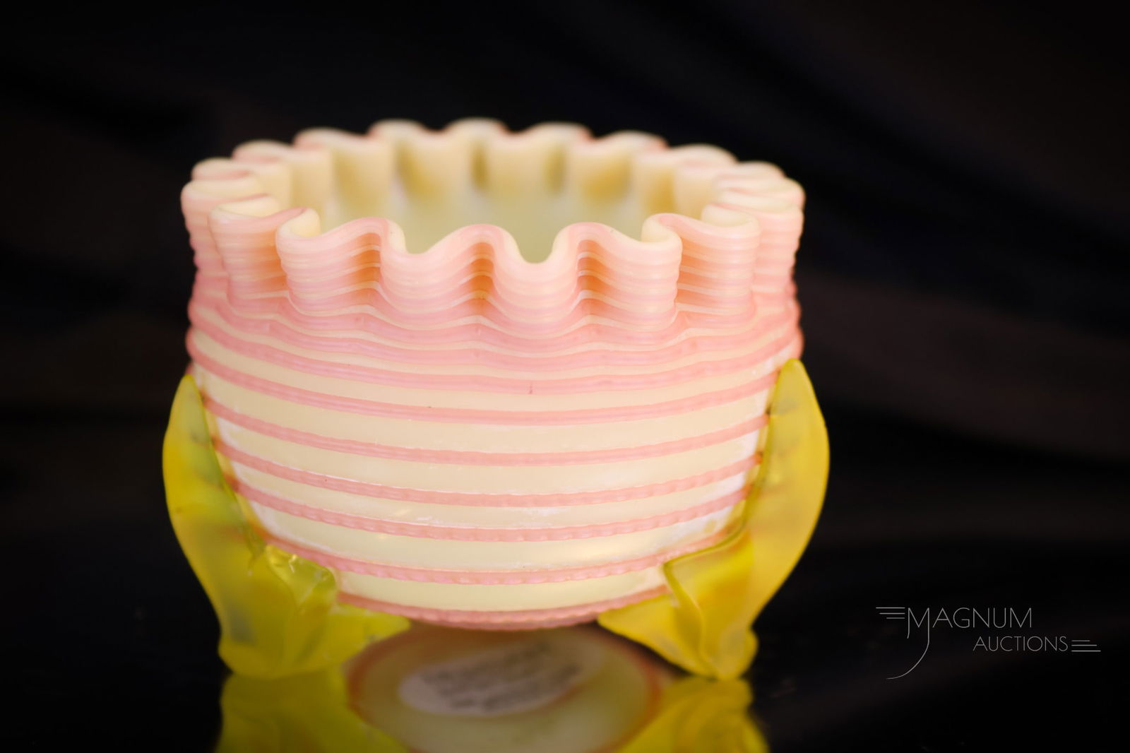 Victorian Pink Threaded Vaseline Custard Uranium Glass Open Salt (1 of 6)