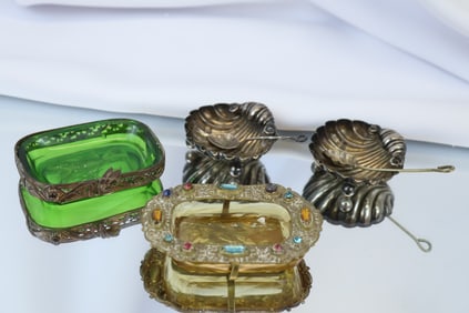4 pc Lot Victorian Intaglio Glass & Sterling Jeweled Open Salts