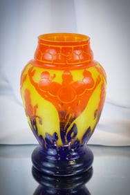 Schneider "Le Verre Francais" French Schneider Cameo Glass Vase