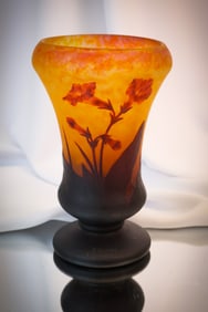 Signed Daum Nancy French Cameo Art Glass Vase
