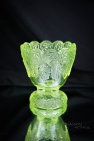 Vaseline Uranium Rose Garland Victorian McKee Toothpick Holder