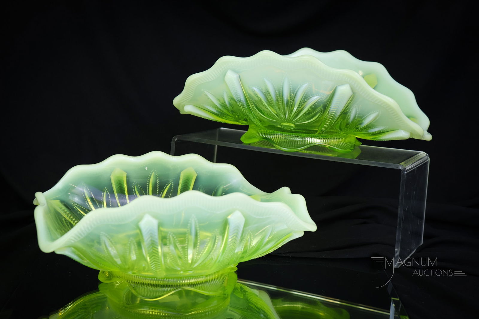 2 pc Lot Fenton Topaz Vaseline Opalescent Uranium Glass Cactus: Two Vasie approved pieces of Fenton Topaz art glass. This lot combines a banana boat and a rectangular bowl in the Cactus pattern. Both pieces are rich in uranium content and glow vividly. The tallest