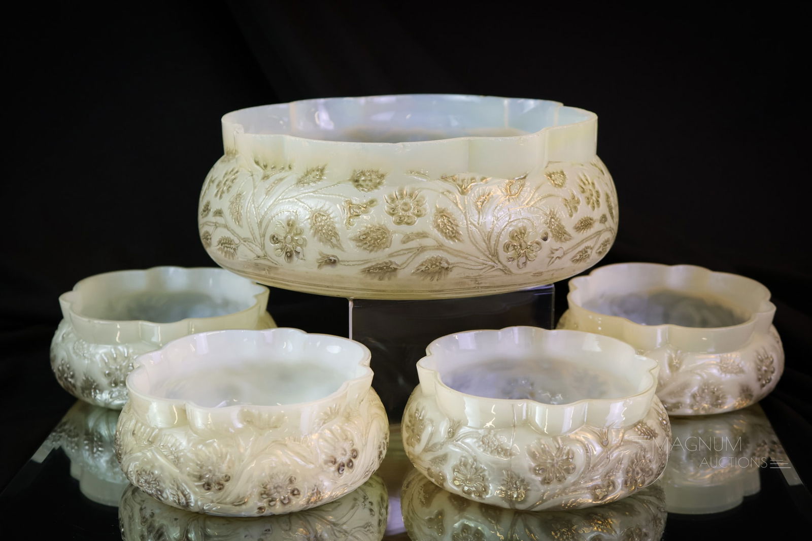 5 pc Findlay Onyx Victorian Glass Berry Set: A seldom found complete Findlay Onyx pattern berry set in cream with platinum flowers. When was the last time you saw a complete set offered? The tallest of the set measures 2 3/4" tall. The large bow