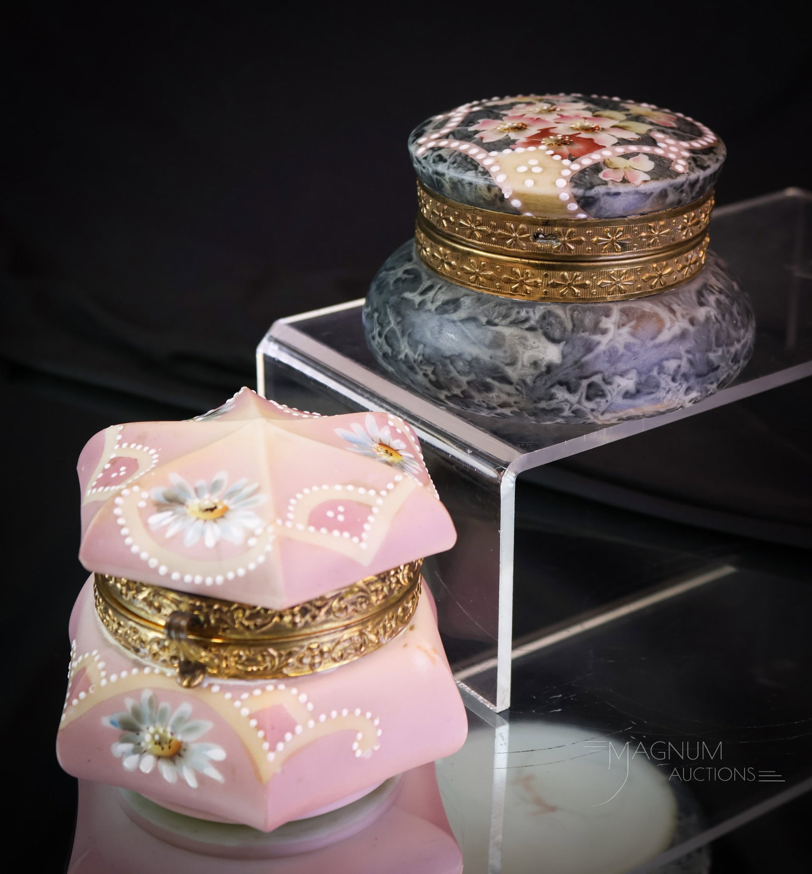 2 pc Lot Wavecrest Victorian Kelva & Nakara Glass Dresser Boxes: Two fine Victorian wavecrest dresser boxes. One in Nakara. One in Kelva. Both are beautifully decorated examples. What a nice Christmas gift this would be! The tallest measures 2 1/2". SHIPPING NOTICE