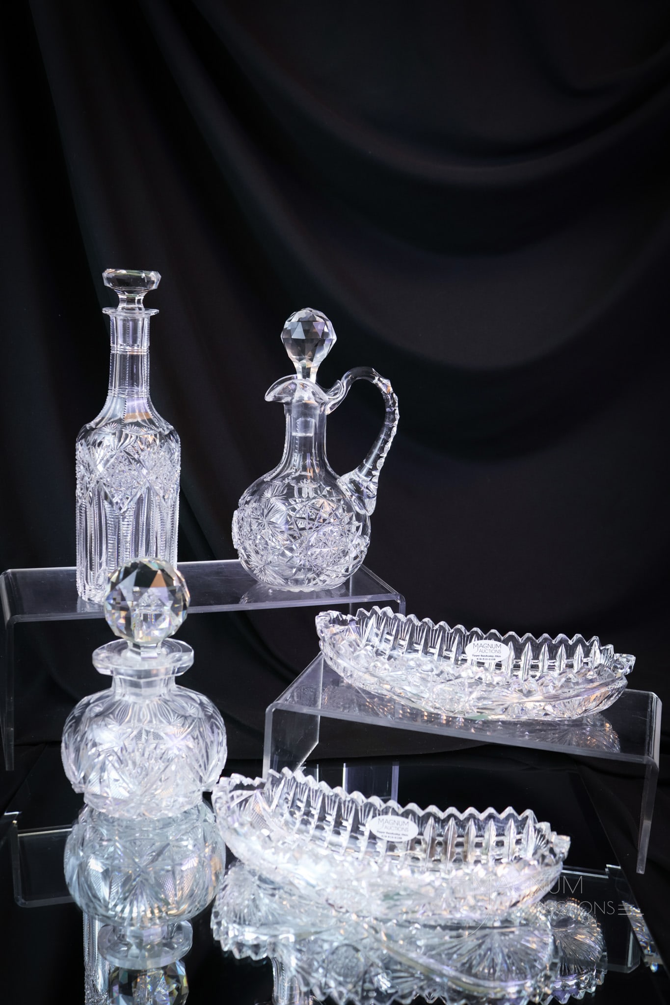 5 pc Lot Hawkes & More American Brilliant Period Cut Glass: Five selections in American Brilliant Period cut glass that are sure to please. This lot offers A signed Hawkes cologne bottle and more. Each is a great example. The tallest measures 8". SHIPPING NOTI