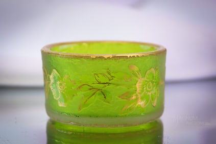 Signed Daum Nancy French Cameo Art Glass Open Salt