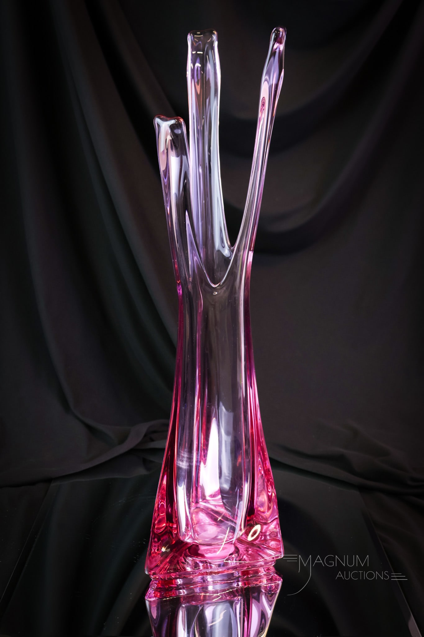 Scarce Viking Three-Foil Thistle Pink Swung 17 1/2" Vase: A nice find for the Swingers out there! This is a swung vase by Viking Glass. It is made in Thistle Pink with a Three-Foil base and three prongs on the top rim. The vase measures 17 1/2" tall. It's a