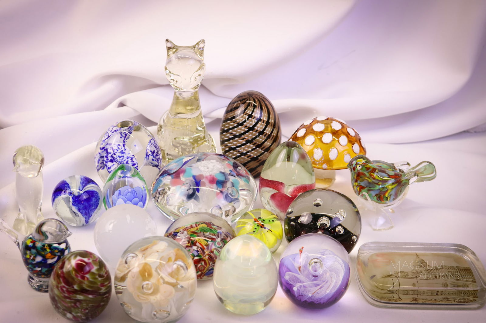 20 pc Lot Art Glass Paperweights Murano Czech Pilgrim & More: An assortment of art glass paperweights to enhance your collection. This lot of twenty examples includes many beautiful and desirable examples. The lot includes pieces by Murano, Czech, Chinese, and P