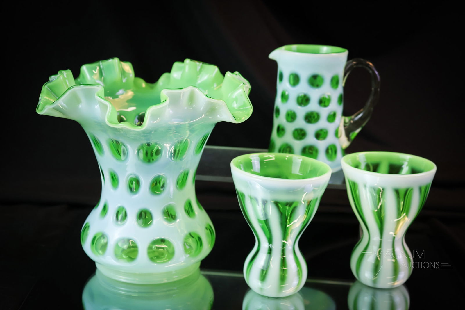4 pc Lot Fenton Art Glass Lime Green Opalescent New World & More (1 of 8)