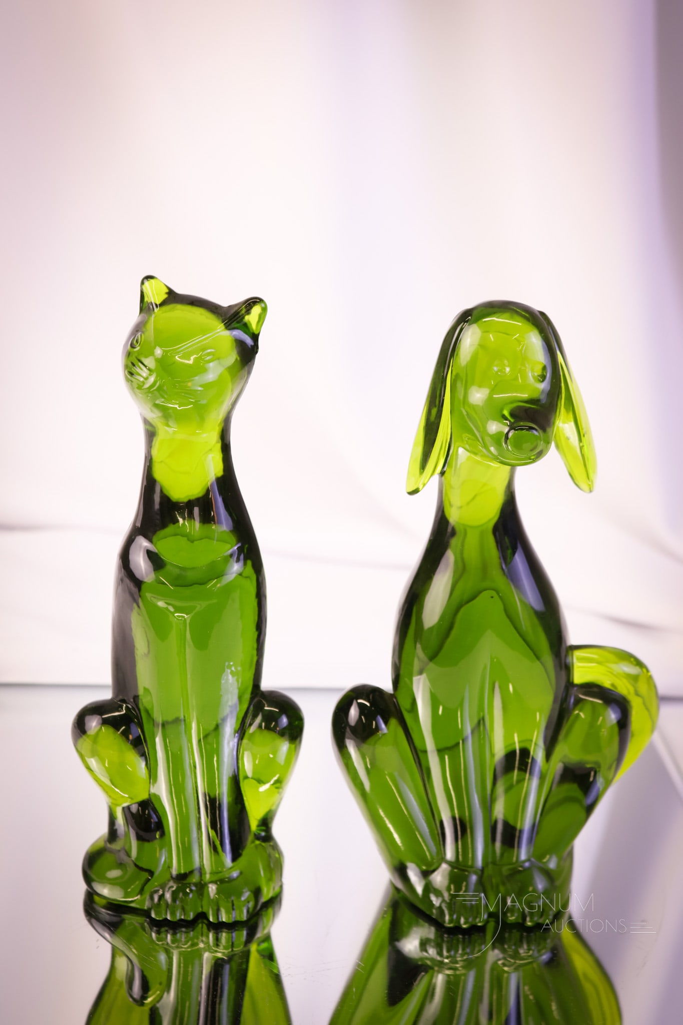 2 pc Lot Viking MCM Art Glass Figurines (1 of 9)