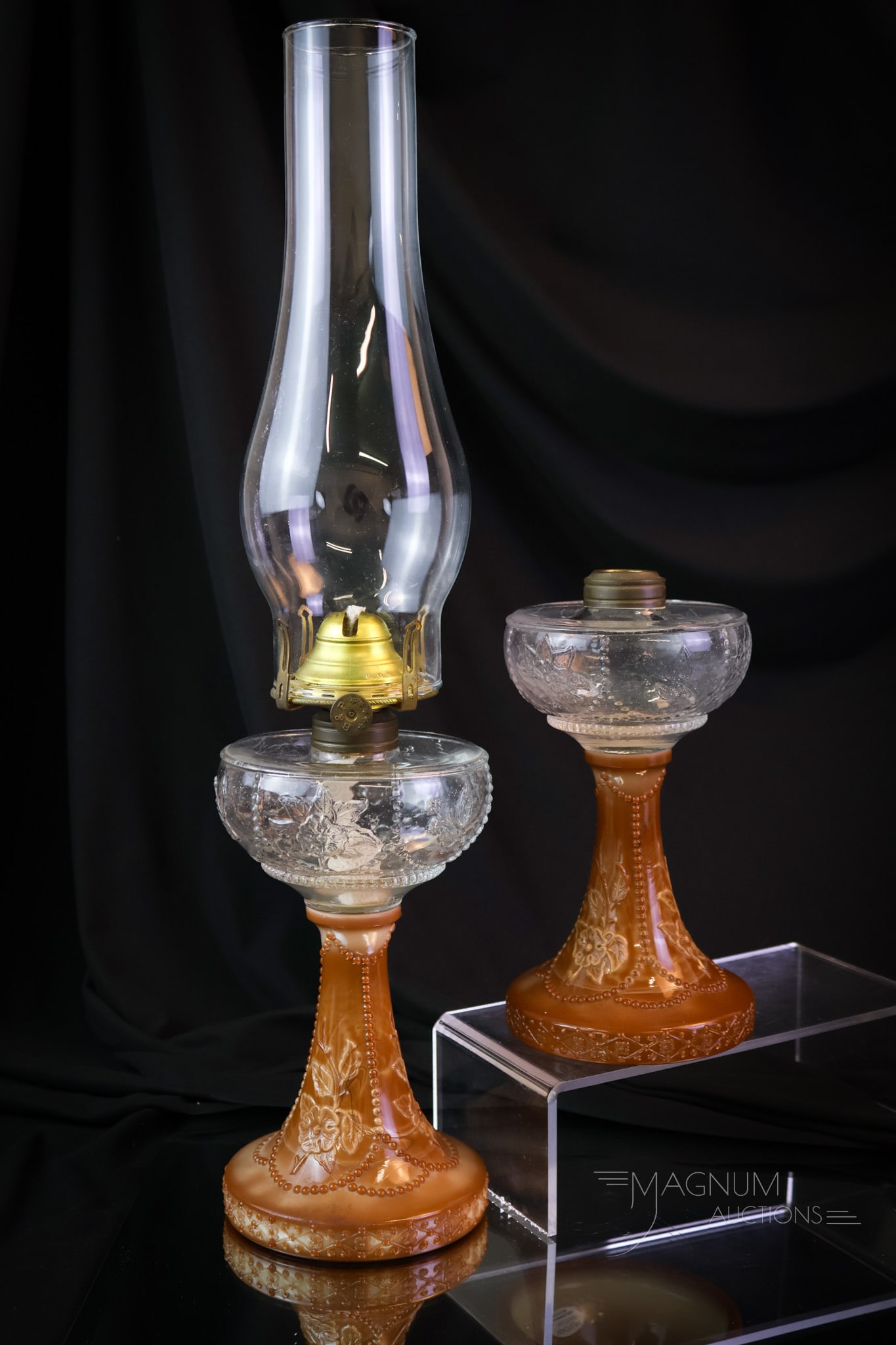 2 pc Lot McKee Wild Rose & Bowknot Chocolate Victorian Glass Oil lamps (1 of 9)