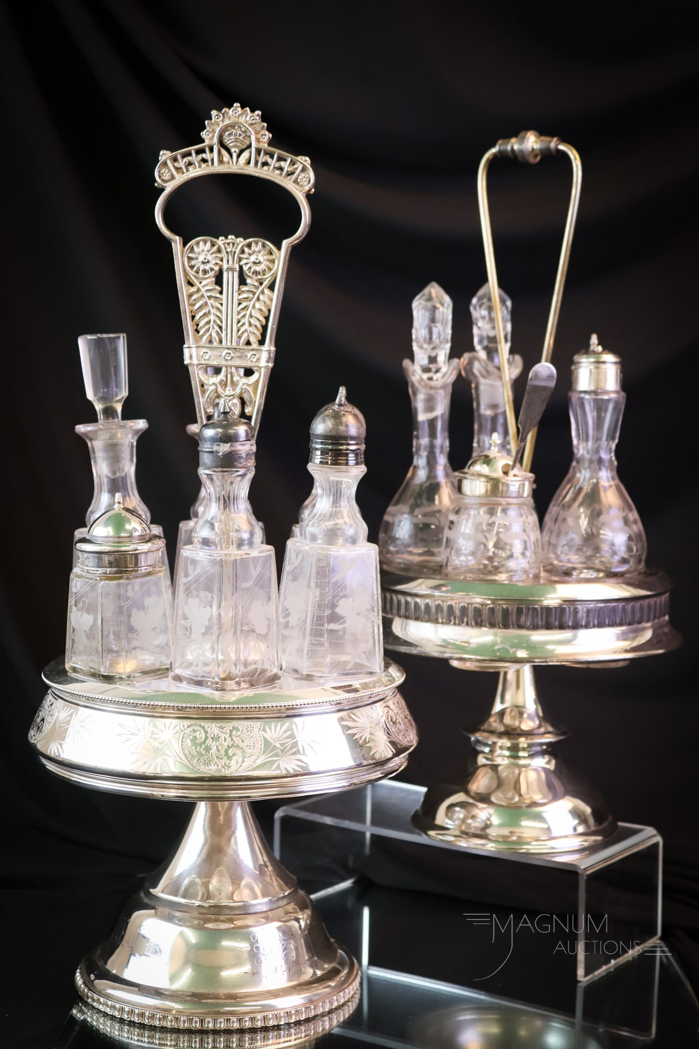 2 pc Lot Victorian Meriden & Rogers Silverplate Cruet Condiment Castors (1 of 18)