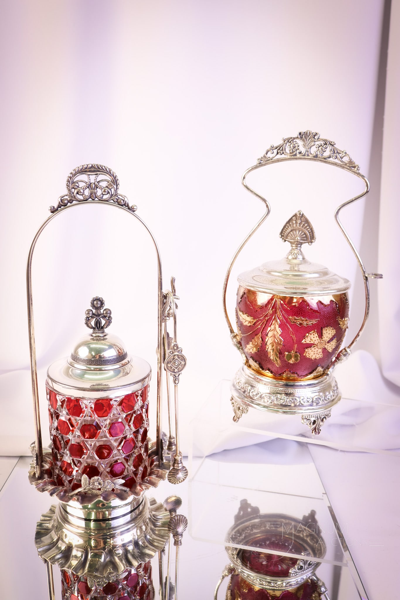 2 pc Lot Victorian Silverplate Ruby Stained Pickle Castors (1 of 11)