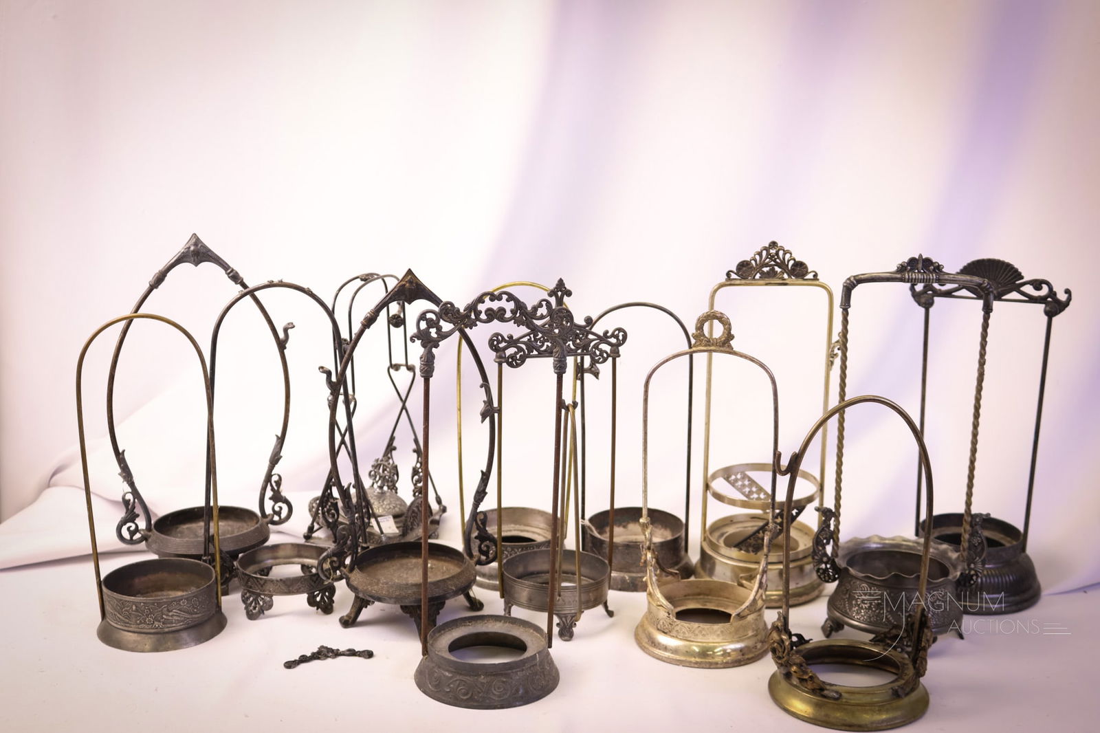 14 pc Lot Victorian Silverplate Pickle Castor Frames (1 of 11)