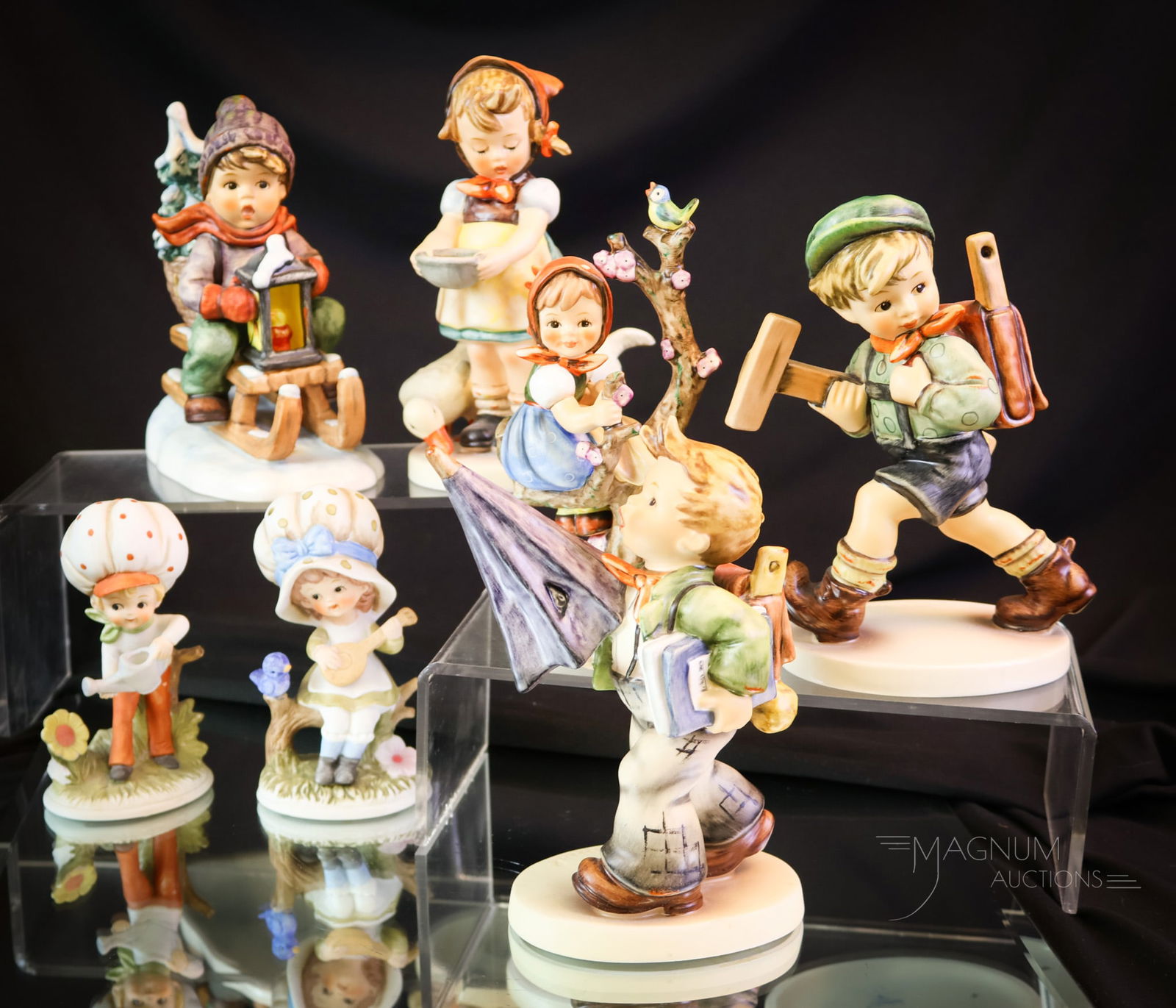 7 pc Lot Hummels & More Figurines (1 of 11)