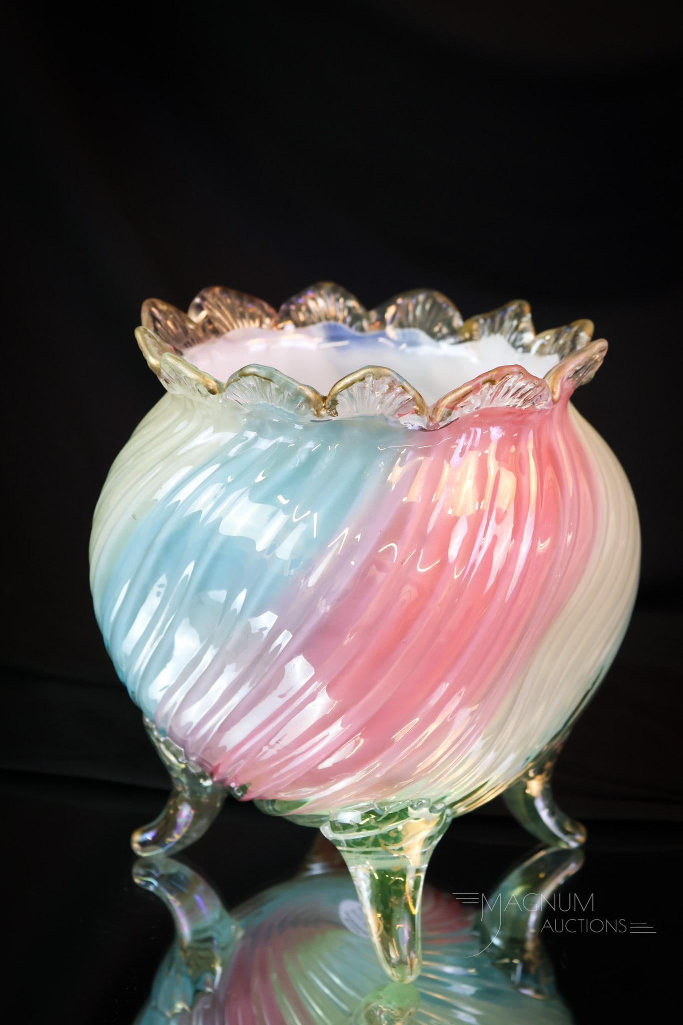 Loetz Cased Victorian Rainbow Uranium Art Glass Rose Bowl (1 of 9)