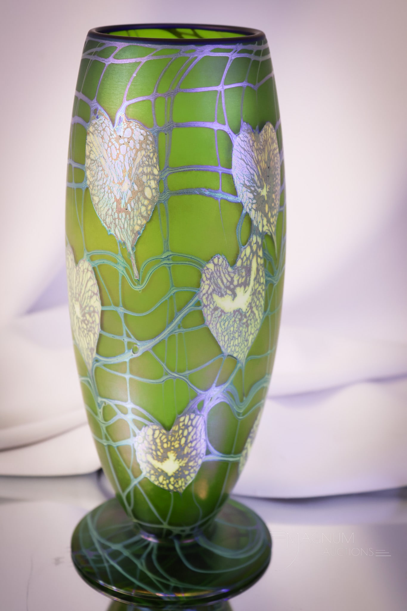 Plate Piece Imperial freehand Emerald Green Lily Pad & Vine Imperial Freehand Art Glass Vase: Another super find in our line-up of Imperial Freehand art glass. This is the plate piece featured in the Imperial Freehand Art Glass reference book by Albanese/Scialdone. This vase is in emerald gree